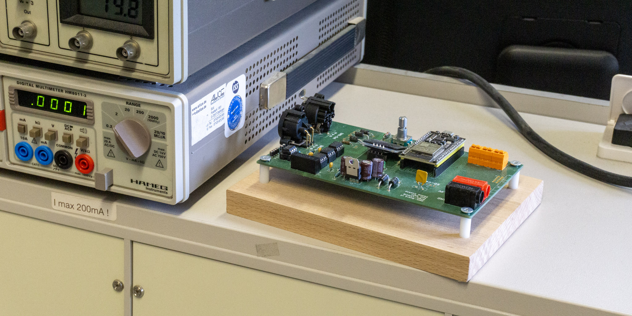 Board after one year of use in teaching at HTWK Leipzig